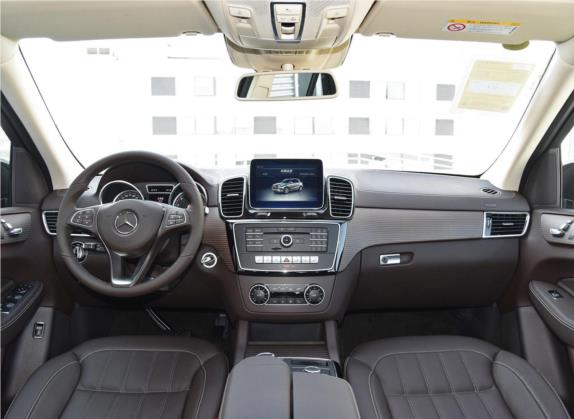 奔驰GLE 2019款 GLE 320 4MATIC 动感型臻藏版 中控类   中控全图