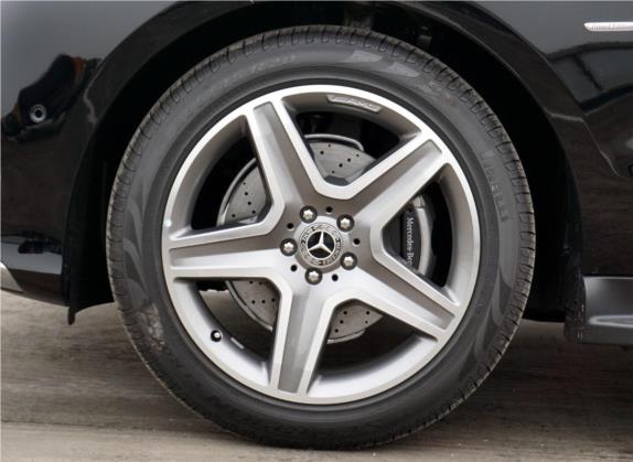奔驰GLE 2019款 GLE 400 4MATIC 臻藏版(特殊配置) 其他细节类   前轮