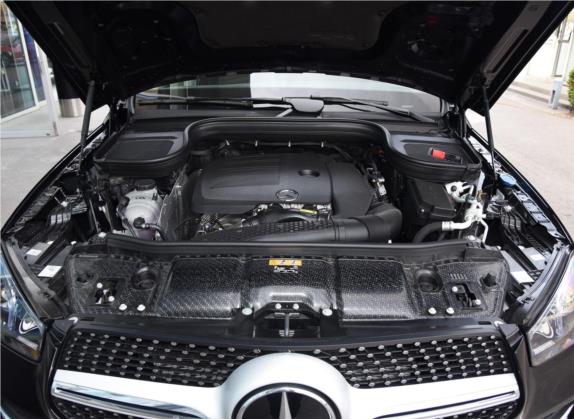 奔驰GLE 2020款 GLE 350 4MATIC 豪华型 其他细节类   发动机舱
