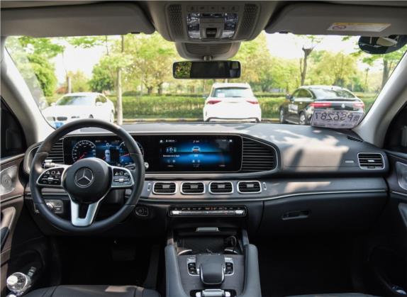 奔驰GLE 2020款 GLE 450 4MATIC 时尚型 中控类   中控全图