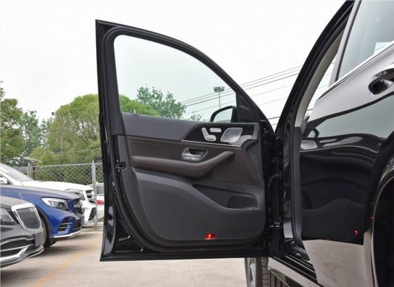 奔驰GLE 2020款 GLE 350 4MATIC 时尚型 车厢座椅   前门板