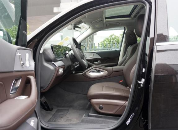奔驰GLE 2020款 GLE 350 4MATIC 动感型特别版 车厢座椅   前排空间