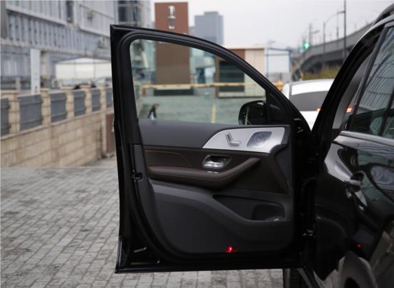 奔驰GLE 2020款 GLE 350 4MATIC 动感型特别版 车厢座椅   前门板