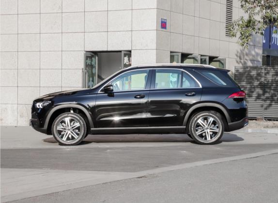 奔驰GLE 2021款 GLE 350 4MATIC 动感型 外观   正侧