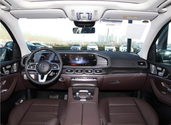 奔驰GLE 2021款 GLE 350 4MATIC 时尚型 中控类   中控全图