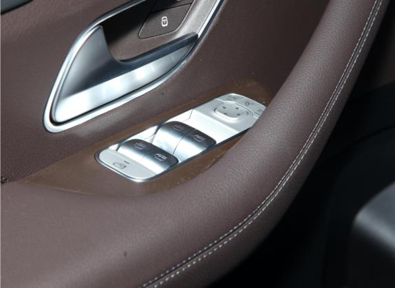 奔驰GLE 2021款 GLE 350 4MATIC 时尚型 车厢座椅   门窗控制
