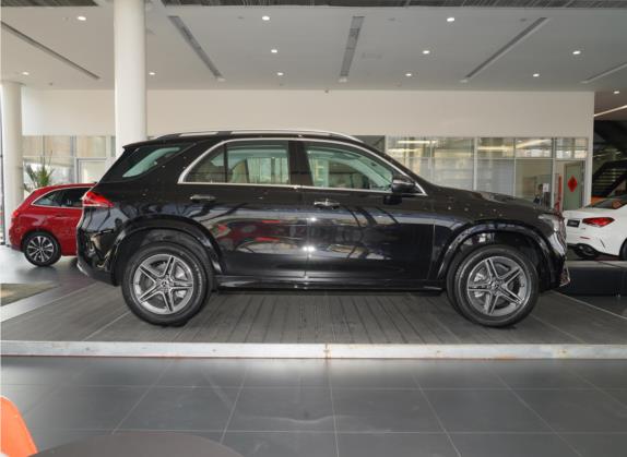 奔驰GLE 2021款 GLE 350 4MATIC 豪华型 外观   正侧