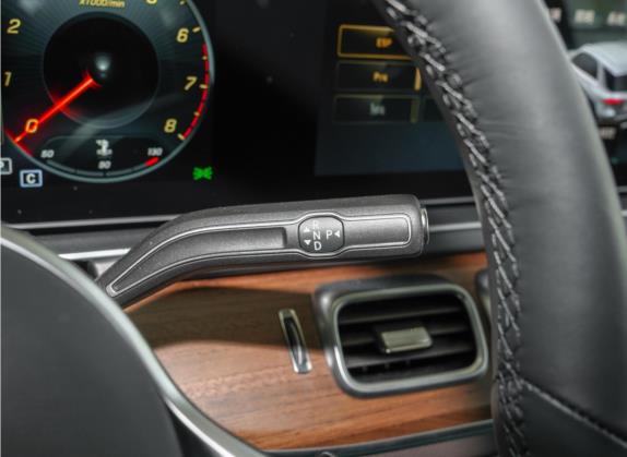奔驰GLE 2021款 GLE 350 4MATIC 豪华型 中控类   挡把