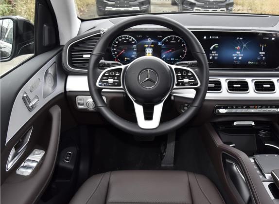 奔驰GLE 2021款 GLE 450 4MATIC 动感型 中控类   驾驶位