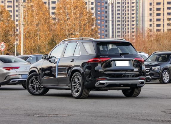 奔驰GLE 2021款 GLE 450 4MATIC 时尚型 外观   斜后