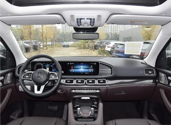 奔驰GLE 2022款 GLE 350 4MATIC 时尚型 中控类   中控全图