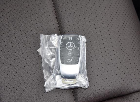 奔驰GLE 2022款 GLE 350 4MATIC 时尚型 其他细节类   钥匙