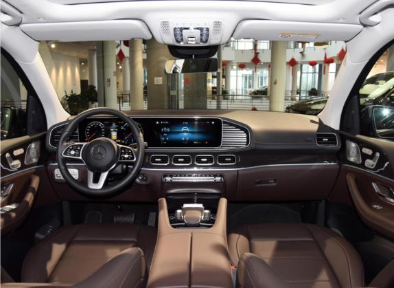 奔驰GLE 2022款 GLE 350 4MATIC 动感型 中控类   中控全图