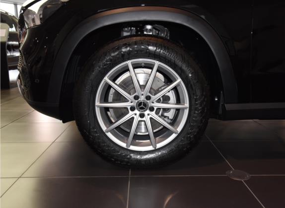 奔驰GLE 2022款 GLE 350 4MATIC 动感型 其他细节类   前轮