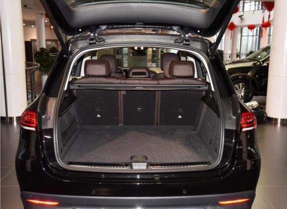 奔驰GLE 2022款 GLE 350 4MATIC 动感型 车厢座椅   后备厢