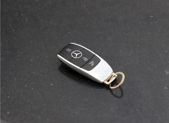 奔驰GLE 2022款 GLE 450 4MATIC 动感型 其他细节类   钥匙