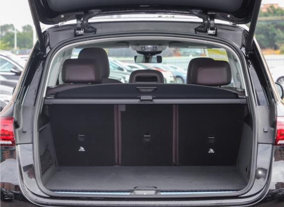 奔驰GLE 2022款 GLE 450 4MATIC 动感型 车厢座椅   后备厢