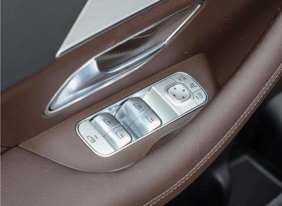 奔驰GLE 2022款 GLE 450 4MATIC 动感型 车厢座椅   门窗控制
