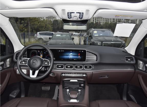 奔驰GLE 2022款 GLE 450 4MATIC 豪华型 中控类   中控全图