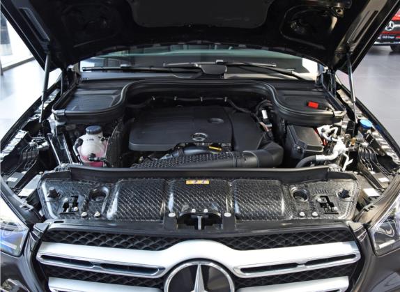 奔驰GLE 2022款 改款 GLE 350 4MATIC 动感型 其他细节类   发动机舱