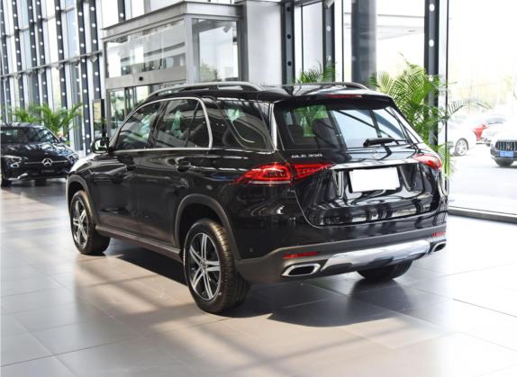 奔驰GLE 2022款 改款 GLE 350 4MATIC 动感型 外观   斜后