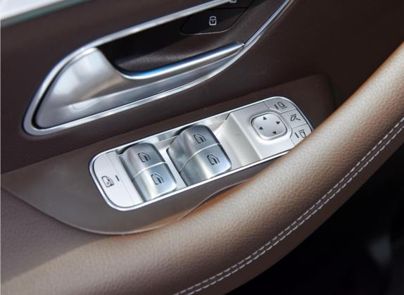 奔驰GLE 2022款 改款 GLE 350 4MATIC 动感型 车厢座椅   门窗控制