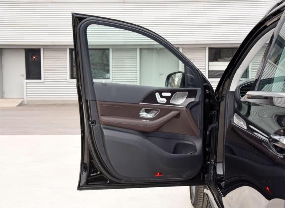 奔驰GLE 2022款 改款 GLE 350 4MATIC 时尚型 车厢座椅   前门板
