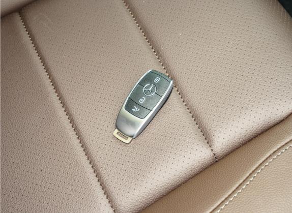 奔驰GLE 2022款 改款 GLE 450 4MATIC 动感型 其他细节类   钥匙