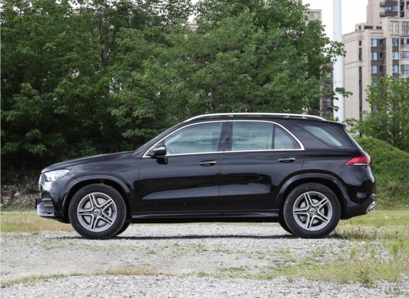 奔驰GLE 2022款 改款 GLE 450 4MATIC 时尚型 外观   正侧