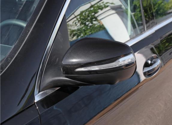 奔驰GLE 2022款 改款 GLE 450 4MATIC 豪华型 外观细节类   外后视镜