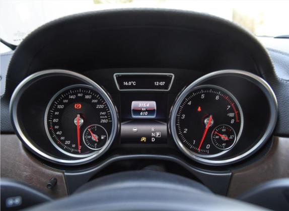 奔驰GLS 2016款 GLS 500 4MATIC 中控类   仪表盘