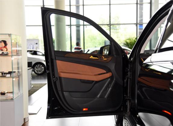 奔驰GLS 2016款 GLS 400 4MATIC豪华型 车厢座椅   前门板