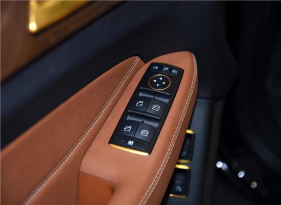 奔驰GLS 2016款 GLS 400 4MATIC豪华型 车厢座椅   门窗控制