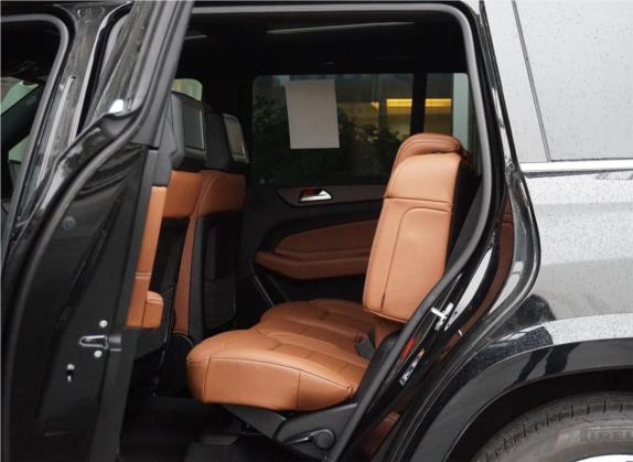 奔驰GLS 2017款 GLS 400 4MATIC豪华型 车厢座椅   后排空间