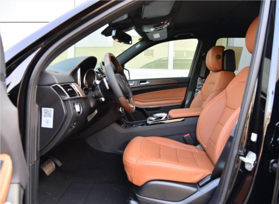 奔驰GLS 2017款 GLS 500 4MATIC 车厢座椅   前排空间