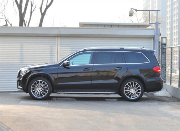 奔驰GLS 2017款 GLS 500 4MATIC 外观   正侧