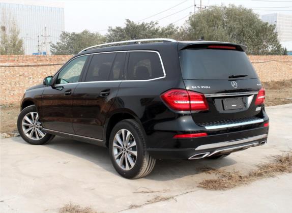 奔驰GLS 2018款 GLS 350d 4MATIC 外观   斜后