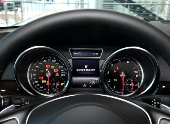 奔驰GLS 2018款 GLS 400 4MATIC动感型 中控类   仪表盘