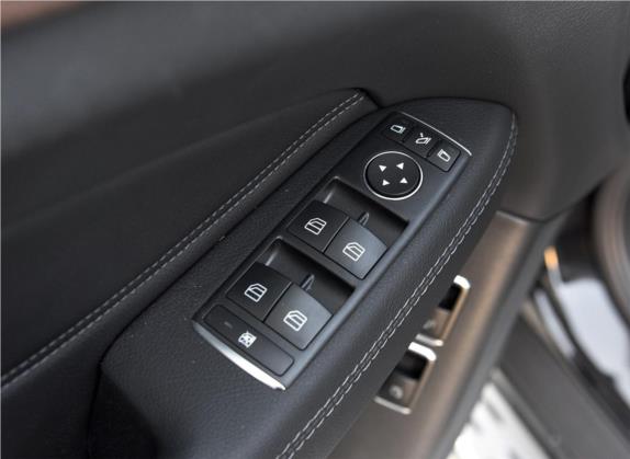奔驰GLS 2018款 GLS 400 4MATIC豪华型 车厢座椅   门窗控制
