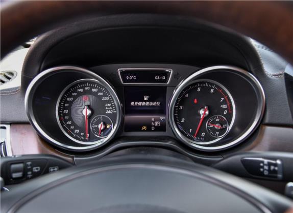 奔驰GLS 2018款 改款 GLS 400 4MATIC豪华型 中控类   仪表盘