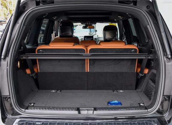 奔驰GLS 2018款 改款 GLS 500 4MATIC 车厢座椅   后备厢