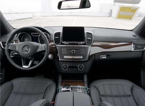 奔驰GLS 2019款 GLS 400 4MATIC动感型臻藏版 中控类   中控全图