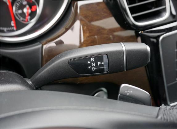 奔驰GLS 2019款 GLS 400 4MATIC动感型臻藏版 中控类   挡把