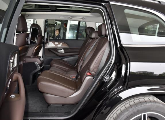 奔驰GLS 2021款 改款 GLS 450 4MATIC 豪华型 车厢座椅   后排空间