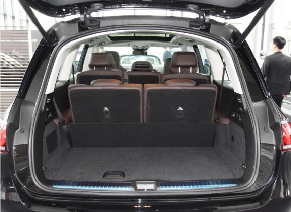 奔驰GLS 2022款 GLS 450 4MATIC 时尚型 车厢座椅   后备厢