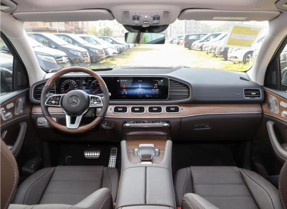 奔驰GLS 2022款 GLS 450 4MATIC 豪华型 中控类   中控全图