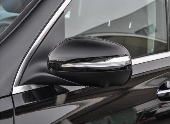奔驰GLS 2022款 改款二 GLS 450 4MATIC 时尚型 外观细节类   外后视镜