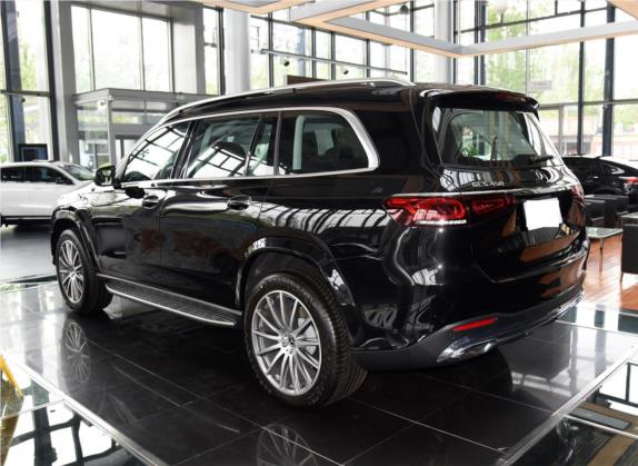 奔驰GLS 2022款 改款二 GLS 450 4MATIC 豪华型 外观   斜后