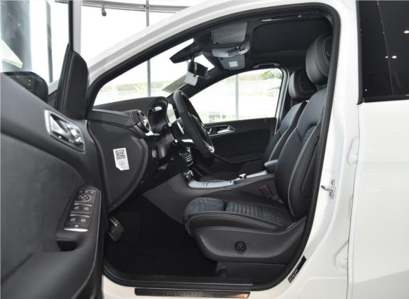奔驰B级 2017款 B 200 极地限量版 车厢座椅   前排空间