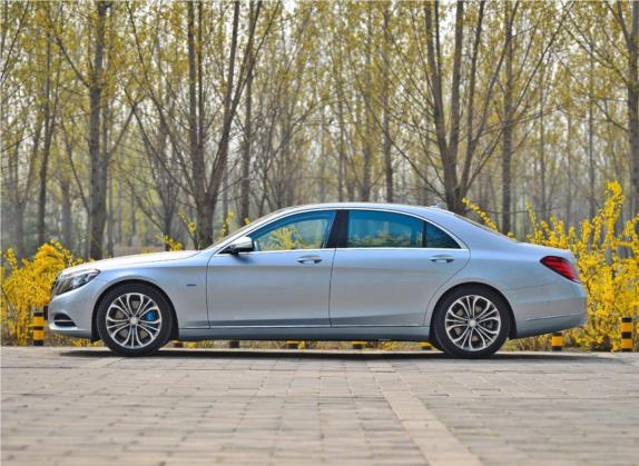 奔驰S级新能源 2016款 S 500 e L 外观   正侧
